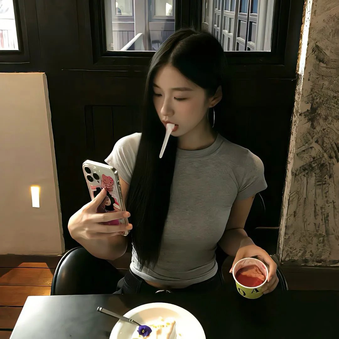 他夏天住在楼下
